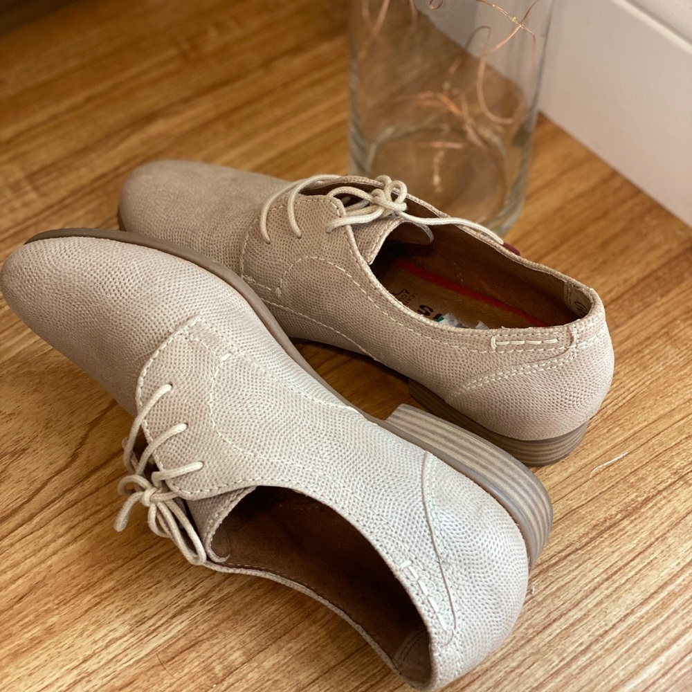 Short boots